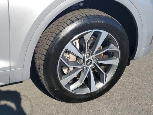 2022 Audi Q5 45 S line quattro Premium