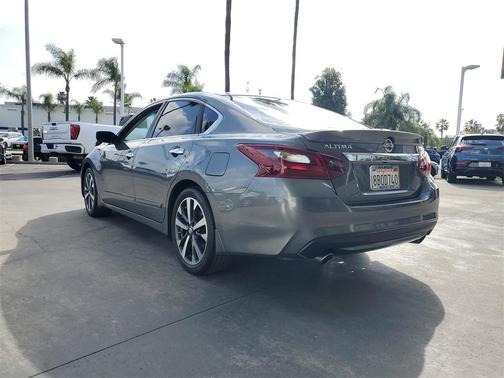 2017 Nissan Altima 2.5 SR