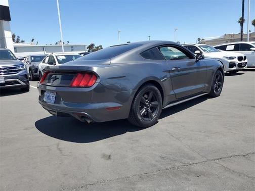 2017 Ford Mustang V6