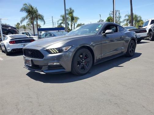 2017 Ford Mustang V6