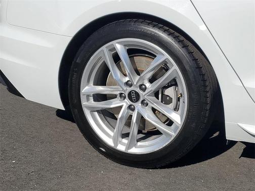 2023 Audi A4 45 S line Premium Plus