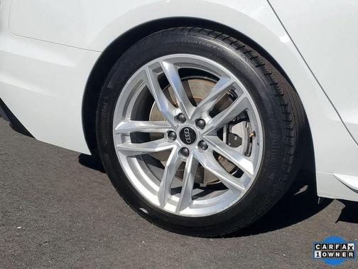 2023 Audi A4 45 S line Premium Plus