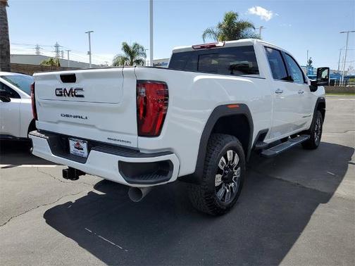 2025 GMC Sierra 2500 Denali