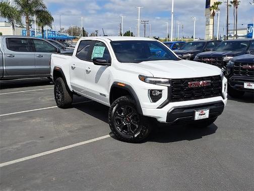 2025 GMC Canyon Elevation