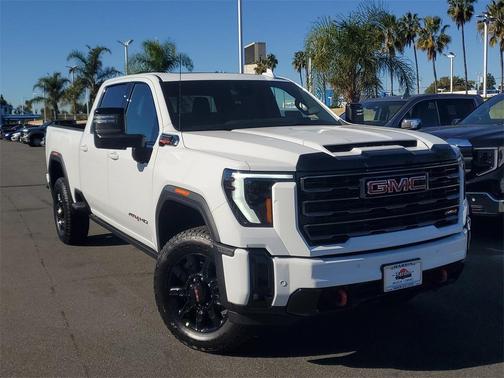 2026 GMC Sierra 2500 AT4