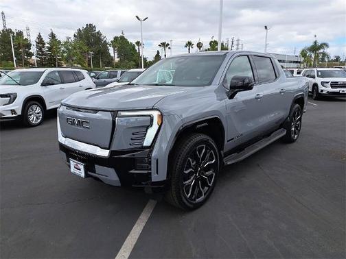 2025 GMC Sierra EV Denali