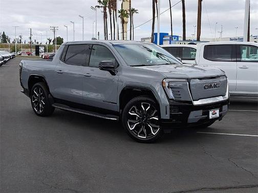 2025 GMC Sierra EV Denali