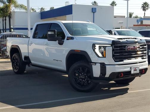 2026 GMC Sierra 2500 AT4