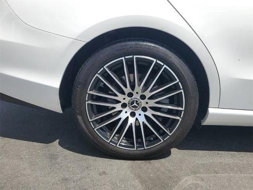 2023 Mercedes-Benz C-Class C 300