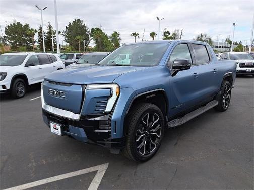 2025 GMC Sierra EV Denali