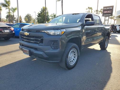 2024 Chevrolet Colorado WT