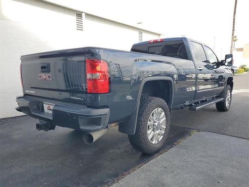 2017 GMC Sierra 3500 Denali