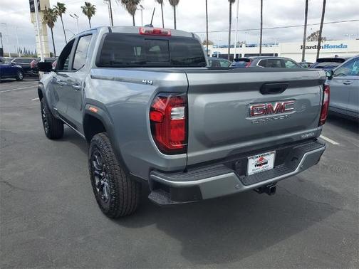 2025 GMC Canyon Elevation
