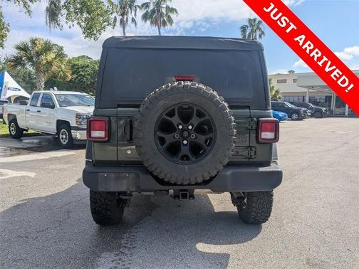 2022 Jeep Wrangler SPORT