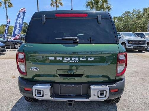 ERUPTION GREEN METALLIC 2025 Ford Bronco Sport BADLANDS