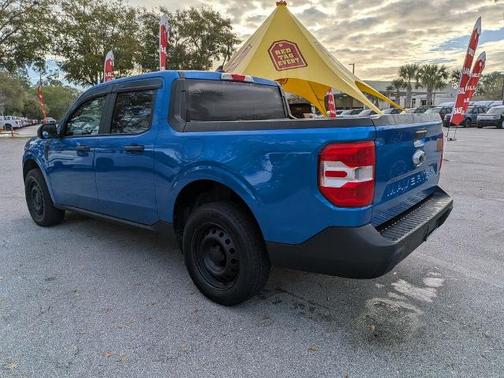 2022 Ford Maverick XL