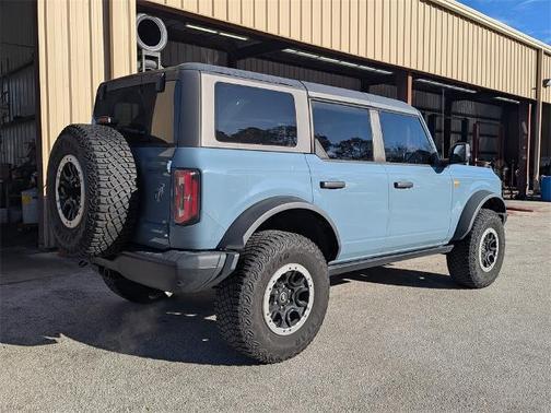 2023 Ford Bronco 