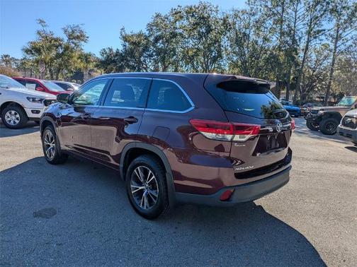2017 Toyota Highlander LE