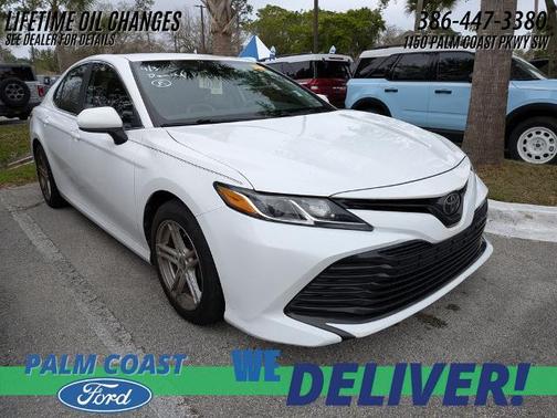 White 2019 Toyota Camry LE