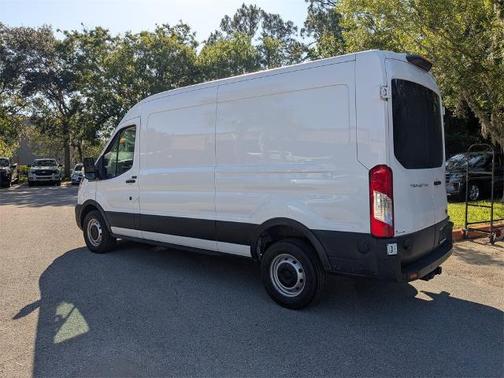 2025 Ford Transit-250 148 WB MEDIUM ROOF CARGO