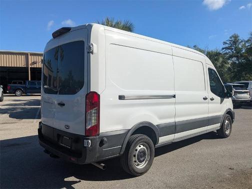 2025 Ford Transit-250 148 WB MEDIUM ROOF CARGO