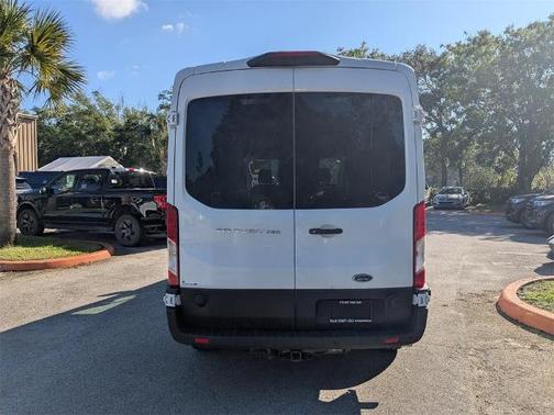 2025 Ford Transit-250 148 WB MEDIUM ROOF CARGO