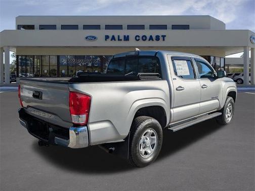 2017 Toyota Tacoma SR