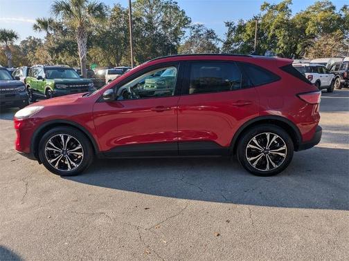 2022 Ford Escape SE