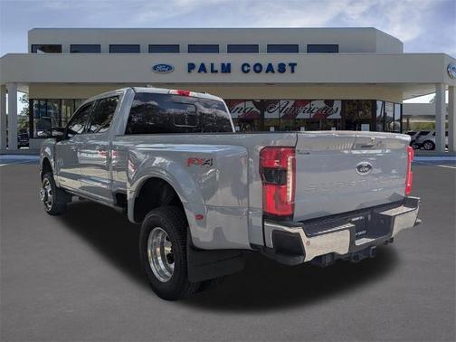2024 Ford F-350 LARIAT SUPER DUTY