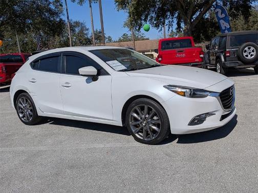 2018 Mazda Mazda3 GRAND TOURING