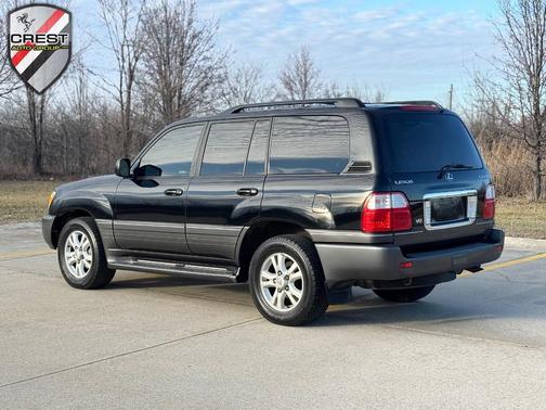 2004 Lexus LX 470 Base