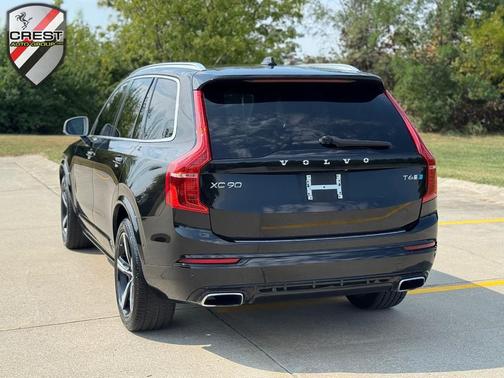 2019 Volvo XC90 T6 R-Design