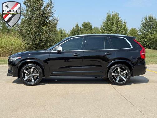 2019 Volvo XC90 T6 R-Design