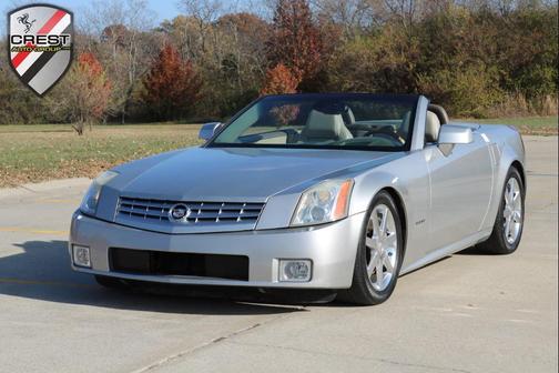 2005 Cadillac XLR Base