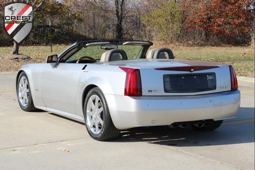 2005 Cadillac XLR Base