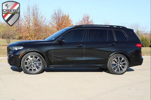 2022 BMW X7 M50i