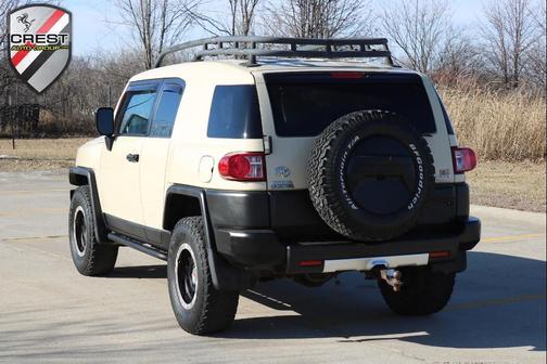 2010 Toyota FJ Cruiser Base