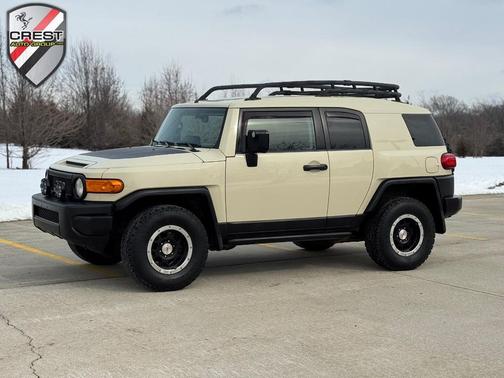 2010 Toyota FJ Cruiser Base