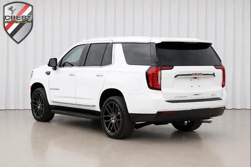 White Frost Tricoat 2021 GMC Yukon SLT