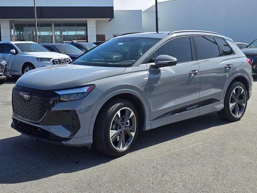 2024 Audi Q4 e-tron 50 Premium Plus