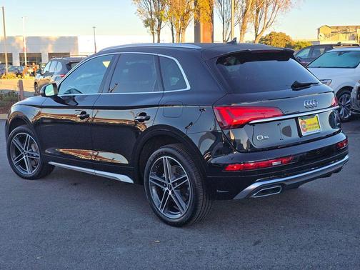 2023 Audi Q5 e 55 S line quattro Premium