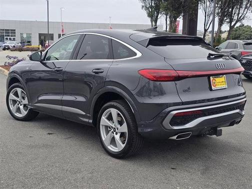 Tambora Gray Metallic 2025 Audi Q5 2.0T Premium