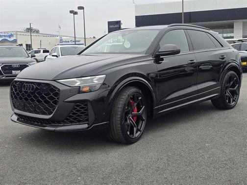 2025 Audi RS Q8 4.0T quattro