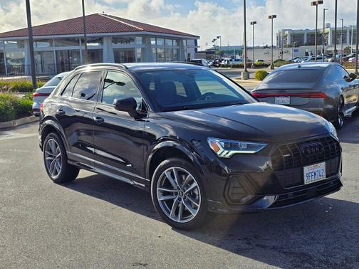 2023 Audi Q3 45 S line Premium