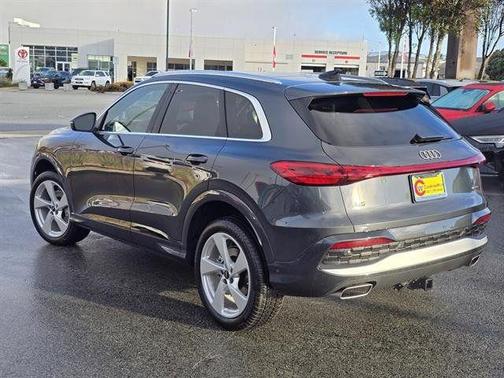 2025 Audi Q5 2.0T quattro Premium