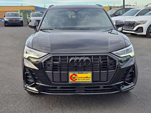 Mythos Black Metallic 2025 Audi Q3 45 S line Premium