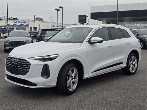 2025 Audi Q5 2.0T quattro Premium