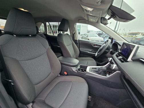 Ice 2025 Toyota RAV4 XLE