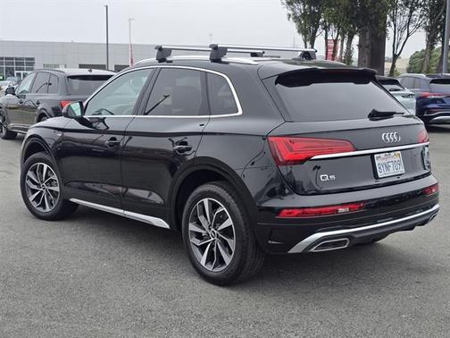 2022 Audi Q5 45 S line quattro Premium