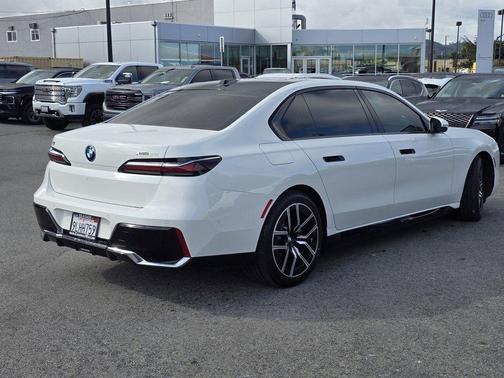 2024 BMW i7 xDrive60